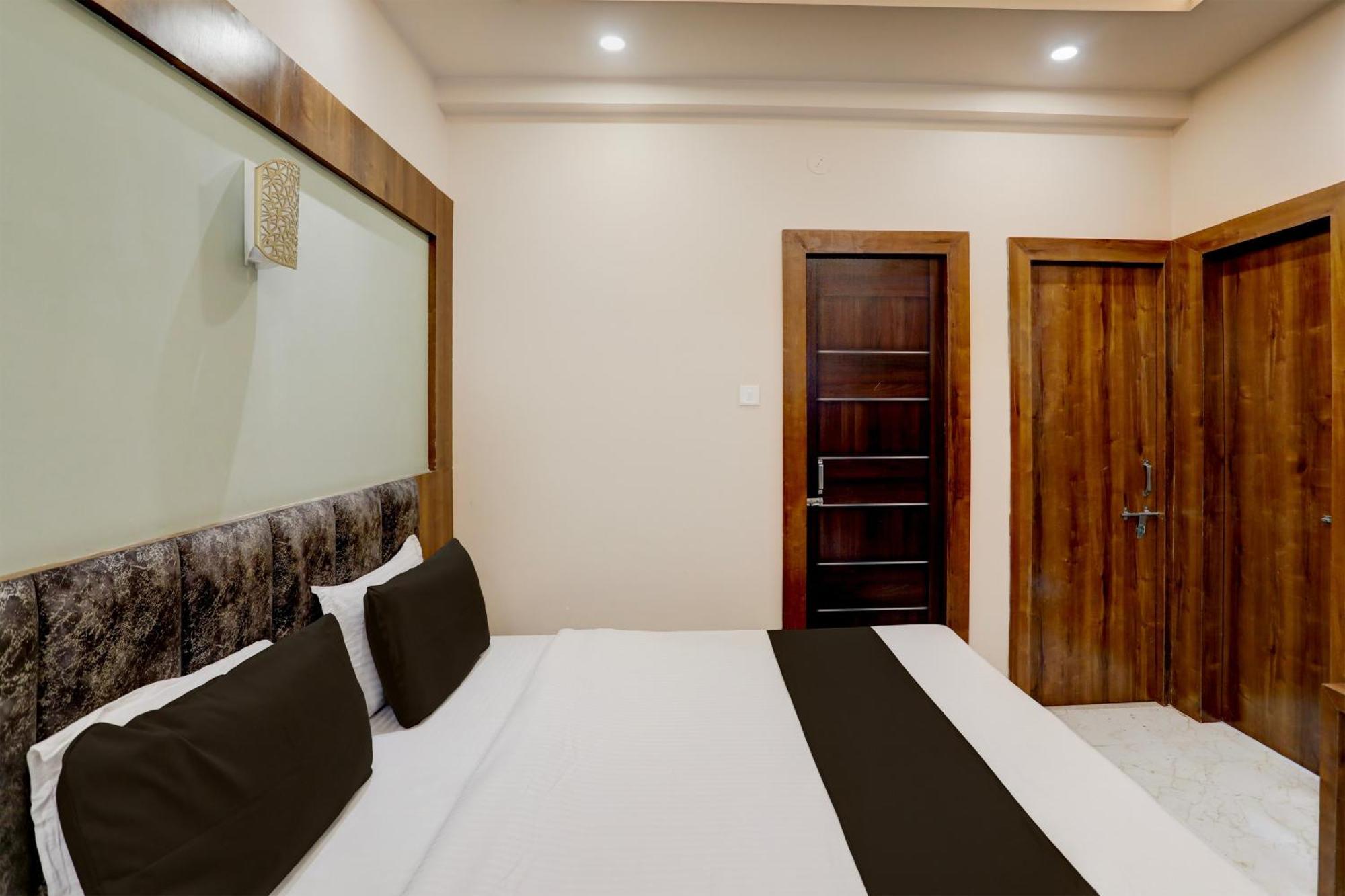 Hotel O Ruby House Puri Exterior foto